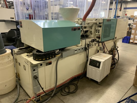 110 Ton, 6.3 oz., Niigata #MD110SIII, injection molding machine, 45mm screw, 2002 - Image 5