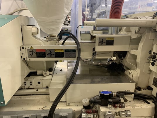 110 Ton, 6.3 oz., Niigata #MD110SIII, injection molding machine, 45mm screw, 2002 - Image 7