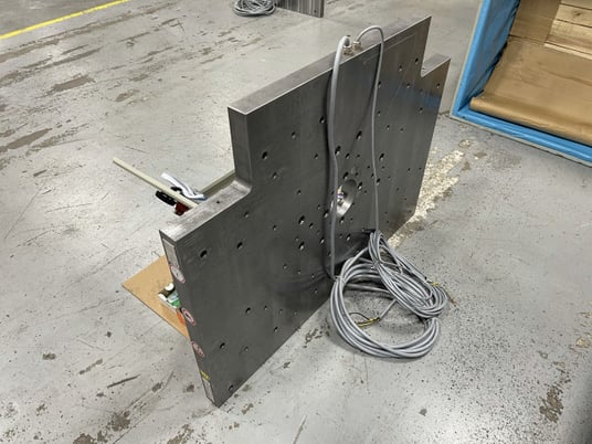 Engel, magnetic platen for 300 ton tiebarless, BURPMG10-480Vac contron unit, 2013 - Image 4