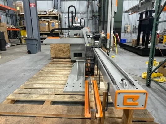 ARI, MaxCW-15, robot, 15 Kg, 2000mm vertical, 3000mm traverse, 1760mm strip, 2019 - Image 1