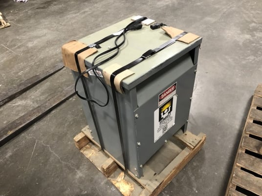 15 KVA 480 Primary, 277 Secondary, Square D #32749-50112-080, transformer, reconditioned - Image 3