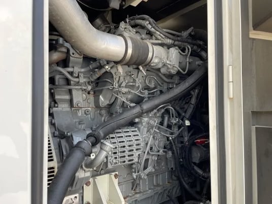 400 KW Whisperwatt #BQ-6WG1X, diesel generator, 277/480 Volts, #089981 - Image 4