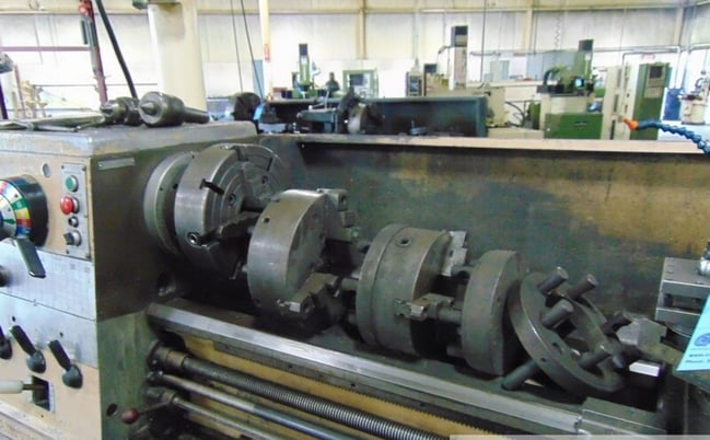17"/17.2" x 80" Clausing #17 Series 8000, engine lathe, 10.5" swing over cross slide, 3 & 4-jaw chuck - Image 4