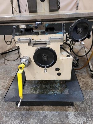 Summit, universal milling machine, 13.7" x59" table, pendant control, 3-Axis AcuRite digital read out - Image 9