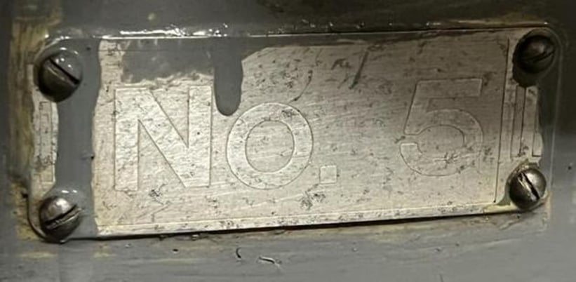 4" x 18" Brown & Sharpe #5, plain cylindrical grinder, power table traverse, automatic infeed & plunge, 1957 - Image 4