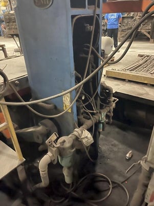 BMM #BT6 Mdl. L645, rollover molding machine, with controls, serial #DV12093 - Image 4