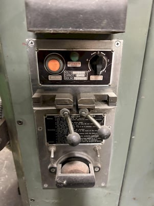 9" x 36" Jet #VBS-900, vertical bandsaw - Image 3