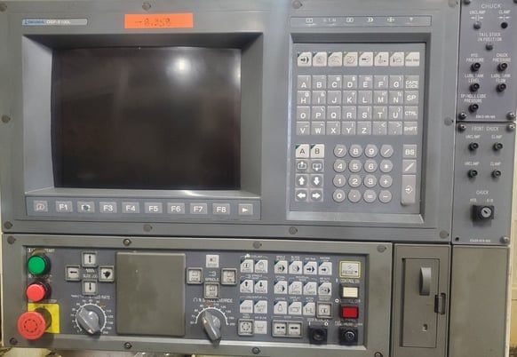 Okuma #LH55, CNC Lathe, 43.3" swing, 24" chuck, 12.9" bar, OSP E100L, chip conveyor, tailstock, 2005 - Image 3