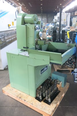 Sunnen #MBB-1660, honing machine, misc mandrels & stones, S/N 87125 - Image 2