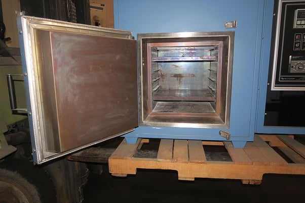 16" width x 16" H x 13" L Blue M #CFD-10E-7, bench top style cabinet oven, electric, 1200°F - Image 4