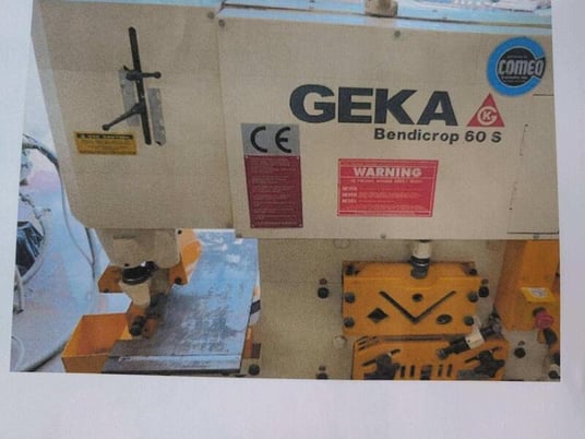 5" x 5" x 3/8" Geka #Bendicrop-60S, hydraulic dual station ironworker, 65 ton, 2016 - Image 3