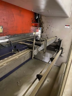 220 Ton, Bystronic #AFM-EP220, CNC press brake, 13' overall, Cybelec Control, pedestal foot pedal, 2003 - Image 5