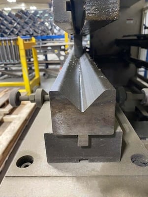 220 Ton, Bystronic #AFM-EP220, CNC press brake, 13' overall, Cybelec Control, pedestal foot pedal, 2003 - Image 7