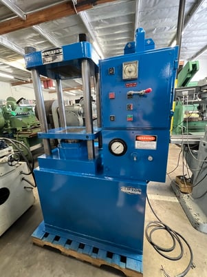 100 Ton, Clifton #1P, 4-post platen press, 10" stroke, 23" daylight, auto/manual modes - Image 1