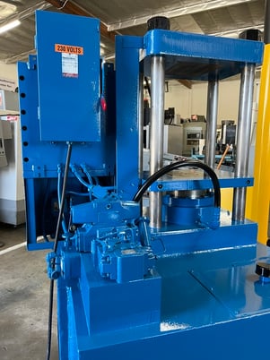100 Ton, Clifton #1P, 4-post platen press, 10" stroke, 23" daylight, auto/manual modes - Image 5