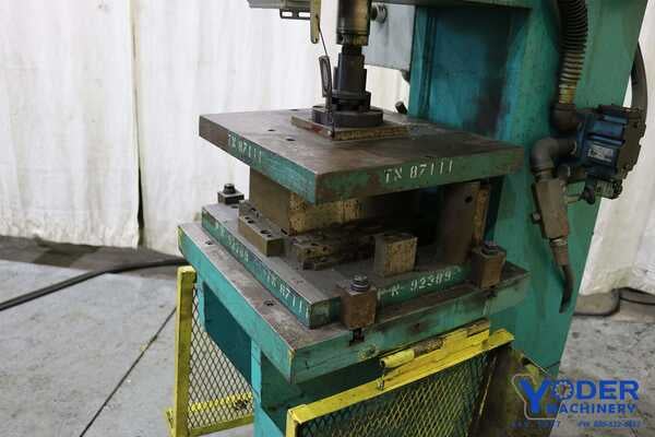 15 Ton, Pressotechnik #PC-15, hydraulic C-frame press, 3.9" stroke, 9" throat, 17" x16" bed, 1992, #59608 - Image 1