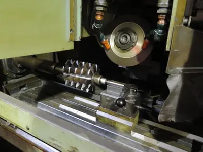 Kapp #AST-305B, automatic gear cutter sharpener, 12" x27" cap for tools, PLC Control, 1979 - Image 5