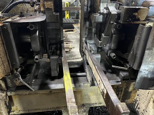 8-1/4" x 76" Hey #3, facing & centering machine, 21" sw, 80-1175 RPM, 10 HP heads, 2 air operated vises - Image 3