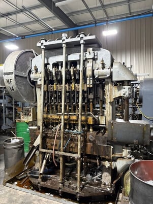 Waterbury Farrel #150-11, eyelet, air cooled & clam shell brake, 1 stripper fork - Image 2