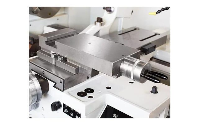 Summit #16-3x80B, Precision Engine Lathe, 18" swing, 9-1/2" swing over cross slide, 15" gap, NEW - Image 5