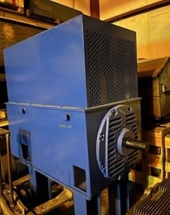 600 HP 1800 RPM General Electric, Frame 8210SZ, TEAA, BB, 460 Volts - Image 2