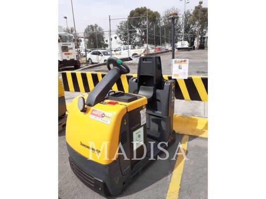 Tow Tractor, Jungheinrich #EZS-350NA, 372 hours, S/N: 91559552, 2011 - Image 2