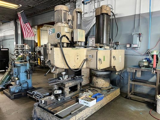 4' -17" Wilton #5216001, radial drill arm, 14-9/16" spindle travel, 40-1920 RPM, #5MT - Image 4