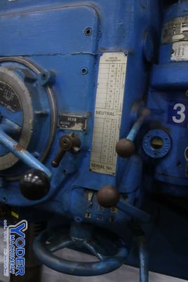 8' -19" Giddings & Lewis #00190, radial drill, 50" x102" base, power elevation & clamp, 25 HP, #75046 - Image 5