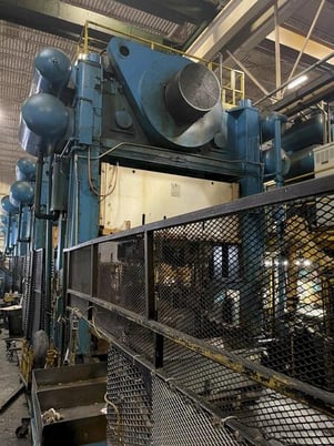 1000 Ton, Verson #S4-1000-120-72T, straight side double crank press, 24" stroke, 60" Shut Height, air clutch - Image 3