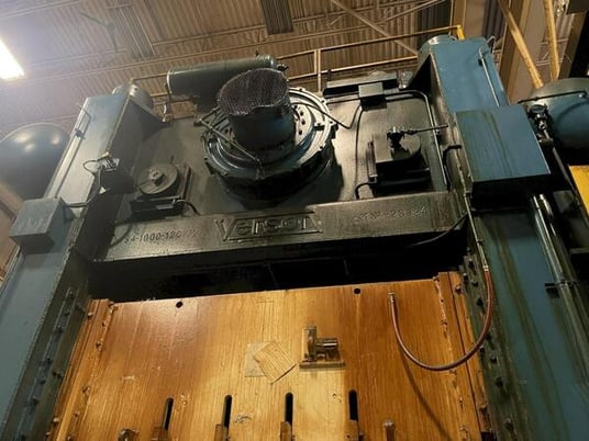 1000 Ton, Verson #S4-1000-120-72T, straight side double crank press, 24" stroke, 60" Shut Height, air clutch - Image 5