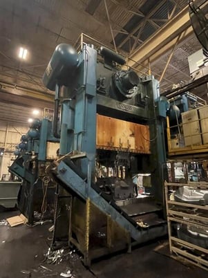 1000 Ton, Verson #S4-1000-120-72T, straight side double crank press, 24" stroke, 60" Shut Height, air clutch - Image 7