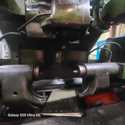 National Broach Red Ring #GCY-18, gear shaving machine, matched centers, crowning - Image 5