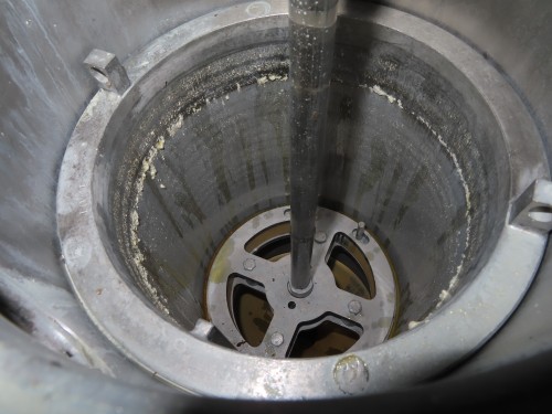 Self cleaning Stainless Steel filter, pneumatic pusher plate, 8" dia x 16" long housing - Image 3