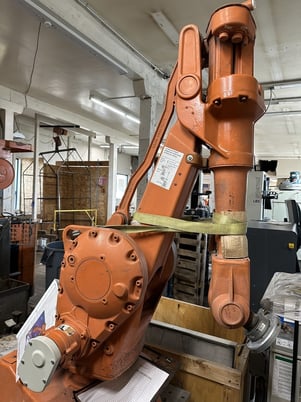 ABB, IRB 2400-16, robot, 6-Axis, 44.1 lb. payload, 61.024" horizontal reach - Image 8