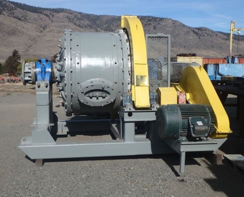 4' x 3' Marcy skid mounted ball mill, 40 HP, bull gear w/guard, pinion gear assembly, refurbished - Image 8