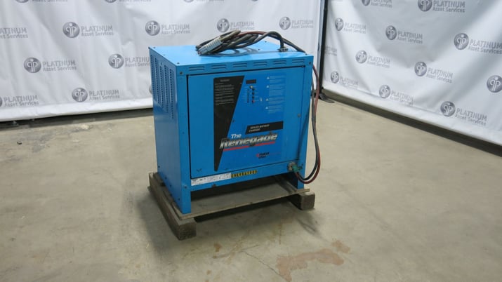 Yuasa Renegade #GTS18-680, automatic battery charger, 18 cell, serial #WB85962 - Image 1
