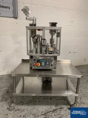 Dott Bonapace #InCap, Capsule Filler, 110 volt, CE rated, serial# 40/99, 1999 - Image 3