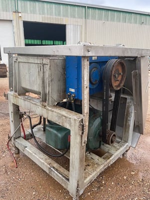 APV #G-55-3P, Homogenizer, 2-Stage, 10500 GPH, 2539 psig, 75 HP - 230/460 V motor, 2001 - Image 4