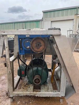 APV #G-55-3P, Homogenizer, 2-Stage, 10500 GPH, 2539 psig, 75 HP - 230/460 V motor, 2001 - Image 5