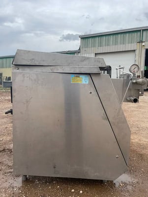 APV #G-55-3P, Homogenizer, 2-Stage, 10500 GPH, 2539 psig, 75 HP - 230/460 V motor, 2001 - Image 8