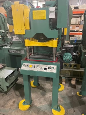 Bruderer #BSTA-10, 24" -1.5" stroke, 100-500 SPM, 6.4" Shut Height, 8.5" throat - Image 1