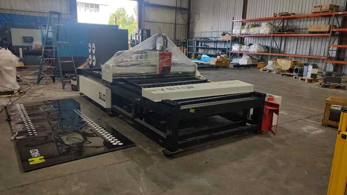 Glorystar #VS-3015, Fiber Laser, 2000 watt, 5' x 10' Table,  2022 - Image 4