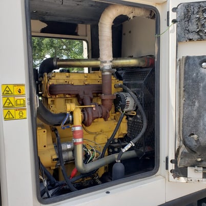 100 KW Caterpillar #XQ100, diesel, sound attenuated enclosure, 240/480 Volts, 14465 hours, 2007 - Image 6