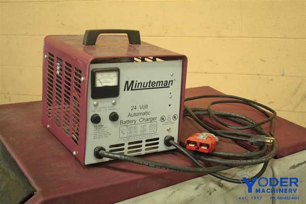 Minuteman #Powerboss-26, floor scrubber, #56238 - Image 8