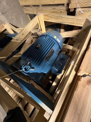 40/50 HP 3570 RPM Weg, Frame 200L, D-Flange(B5), 30 KW, VSS, vertical solid shaft, 460YD, 6-Leads, 1.25SF - Image 3