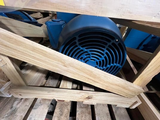 40/50 HP 3570 RPM Weg, Frame 200L, D-Flange(B5), 30 KW, VSS, vertical solid shaft, 460YD, 6-Leads, 1.25SF - Image 4