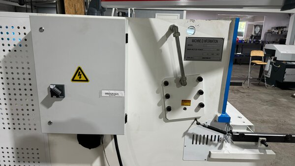 1/4" x 10' Maq #QCY-6X3200, Hydraulic Shear, E21S Control on Swivel Arm, Safety Sensor, new - Image 6