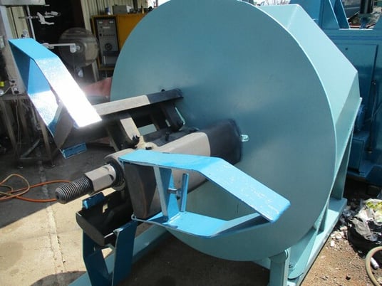 6000 lb. American #SPEC-6000, motorized coil feeder, inclined body - Image 4