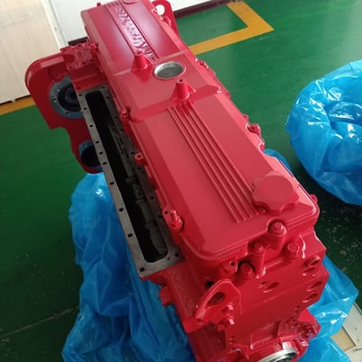 330 HP Cummins #ISC/QSC, (8.3 L) long block - notched EGR - Image 2