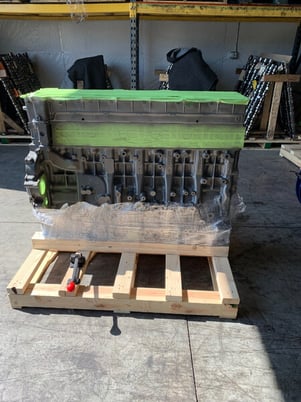 455 HP Detroit #DD15, remanufactured long block - Image 1